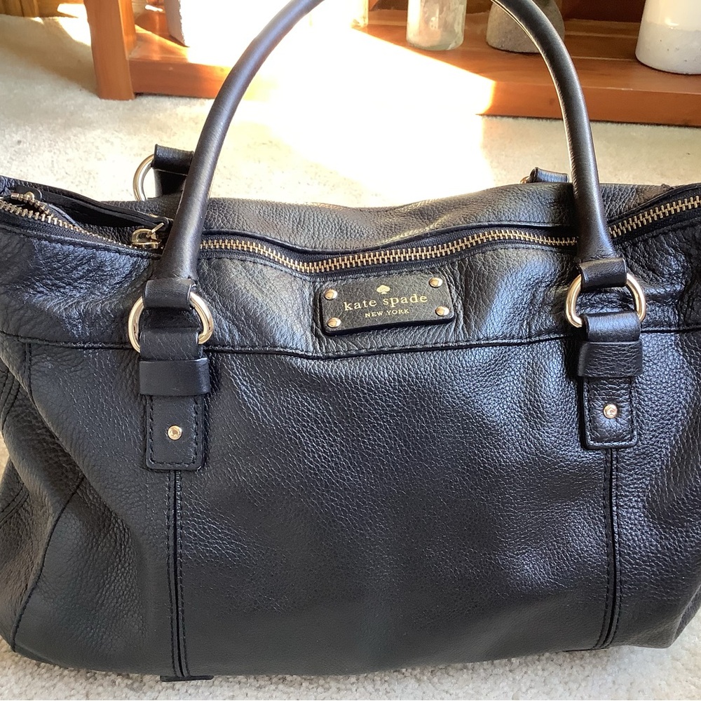 Kate Spade Genuine leather handbag. Black